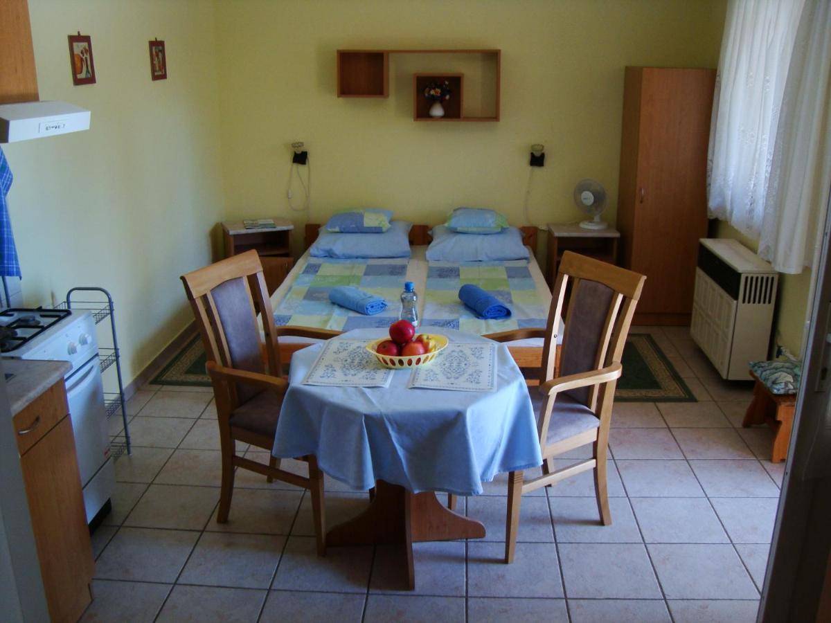 Eliza Vendégház Hajdúszoboszló Extérieur photo